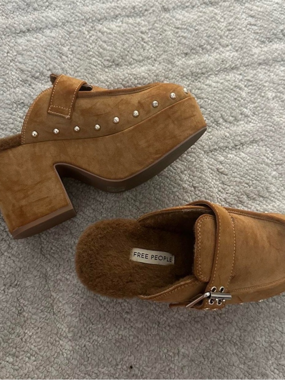 Free People Suede Shearling Studded Clogs Mules Buckle Size 6 - Picture 3 of 9